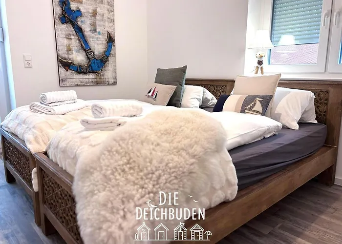 Apartment-3 アパート *